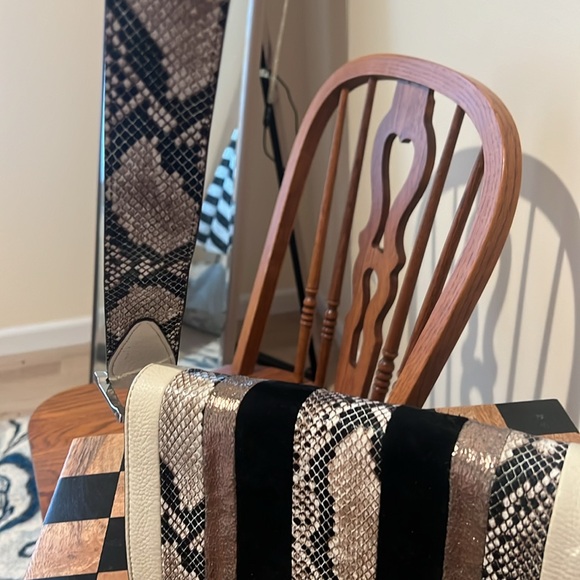 Purse - Picture 4 of 8